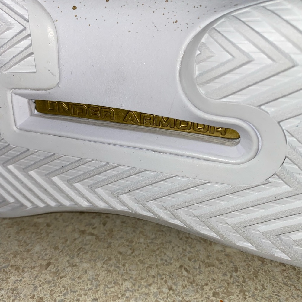 Under Armour Highlight Ace 2.0 Volleyball Shoes - Picture 8 of 10